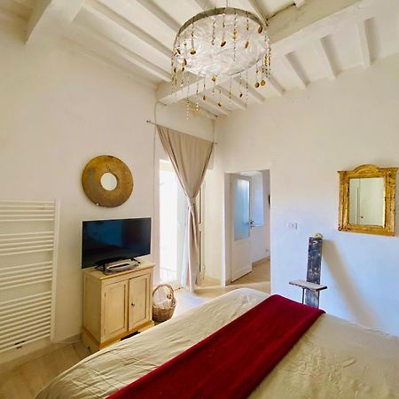 Апартаменти La Sorpresa Sul Bastione With Panoramic Balcony Пітільяно Екстер'єр фото